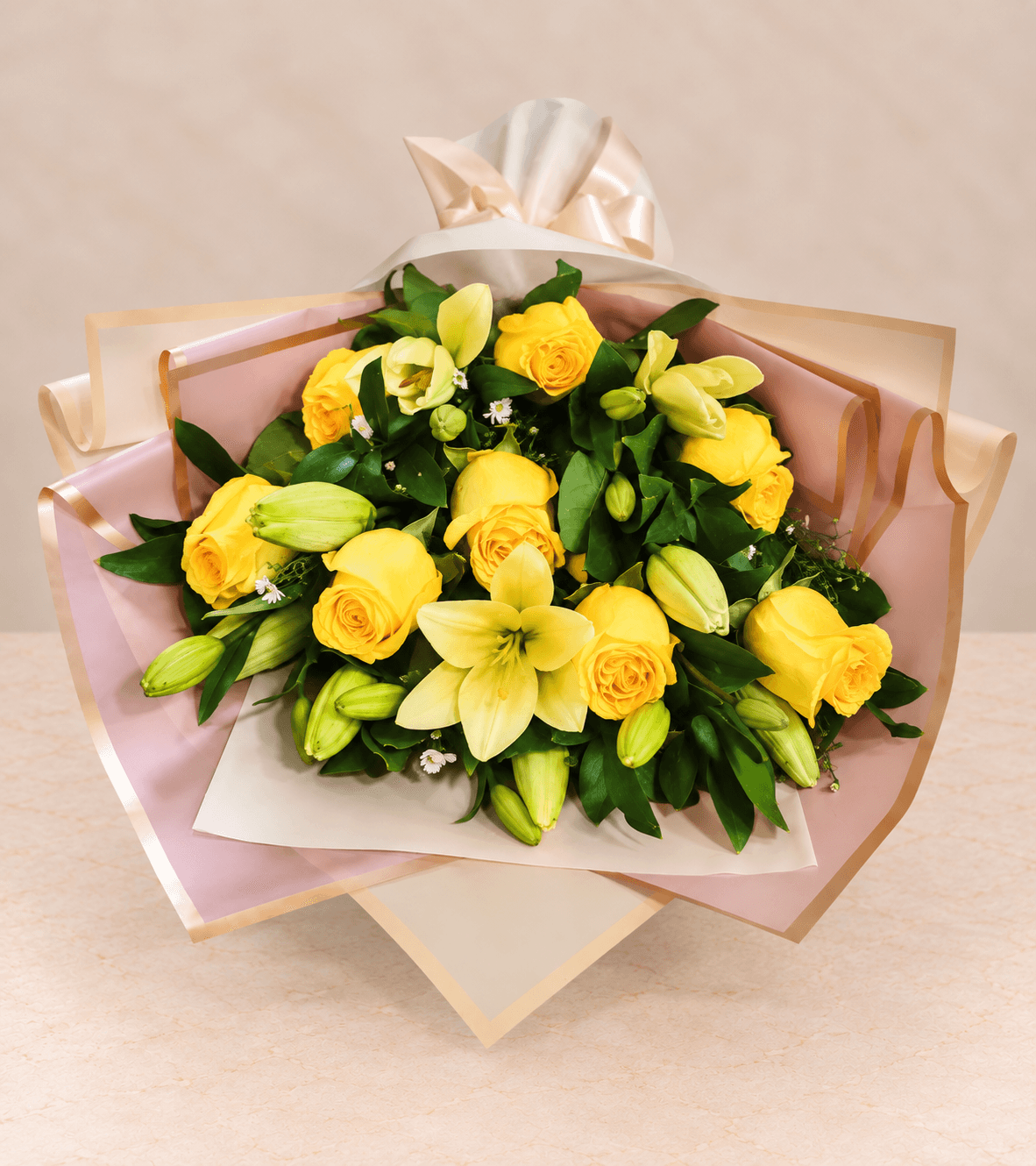 Ramo de rosas y liliums Amarillo-1